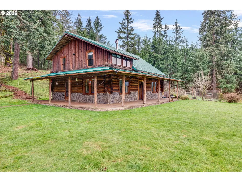 3805 Briar Knob Loop Scotts Mills OR 97375