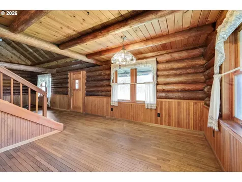 3805 Briar Knob Loop Scotts Mills OR 97375
