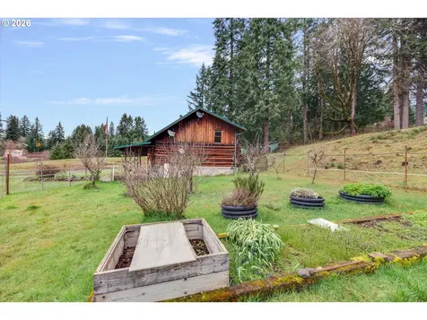 3805 Briar Knob Loop Scotts Mills OR 97375