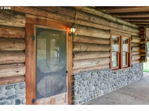 3805 Briar Knob Loop Scotts Mills OR 97375