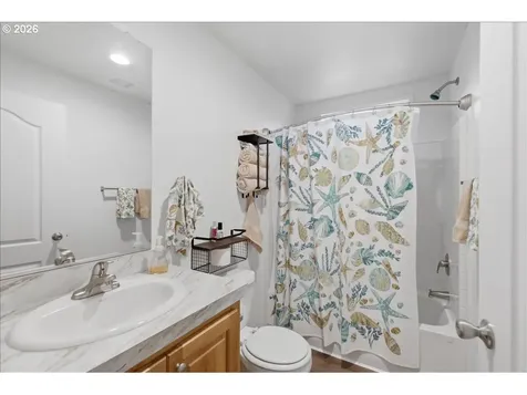 6289 SW Jetty Avenue Lincoln City OR 97367
