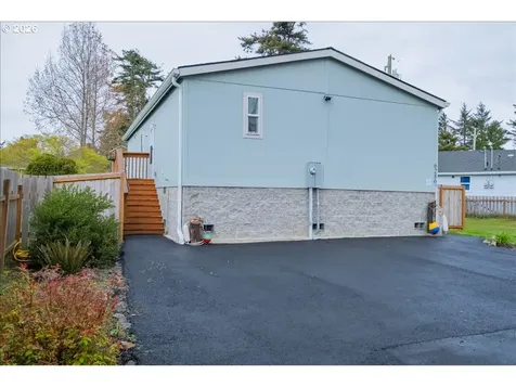 6289 SW Jetty Avenue Lincoln City OR 97367