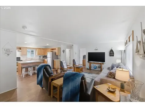 6289 SW Jetty Avenue Lincoln City OR 97367