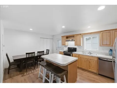 6289 SW Jetty Avenue Lincoln City OR 97367