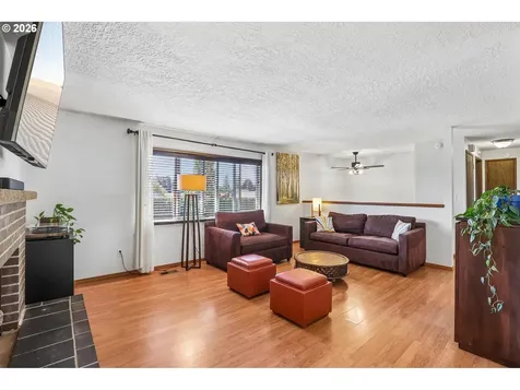 10015 NW 17th Avenue Vancouver WA 98685