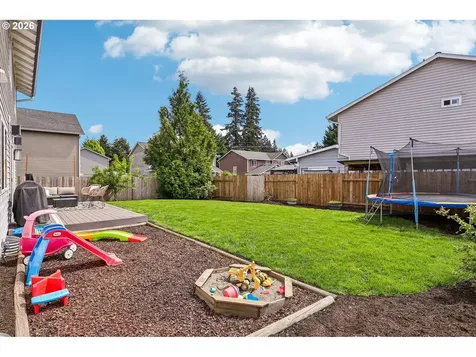15505 NE 82nd Circle Vancouver WA 98682