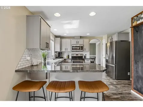 15505 NE 82nd Circle Vancouver WA 98682