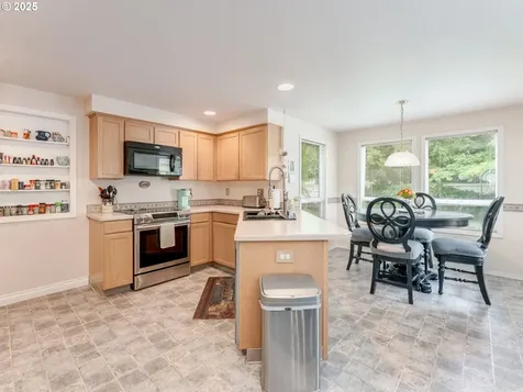 17308 SE 25th Way Vancouver WA 98683