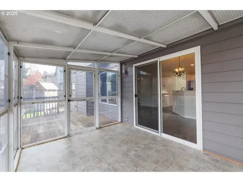 16225 SW Palermo Lane Portland OR 97223