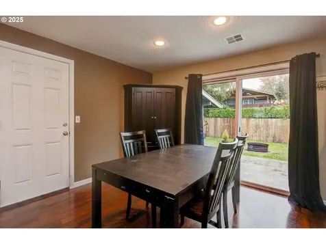 17 NE 12th Street Battle Ground WA 98604