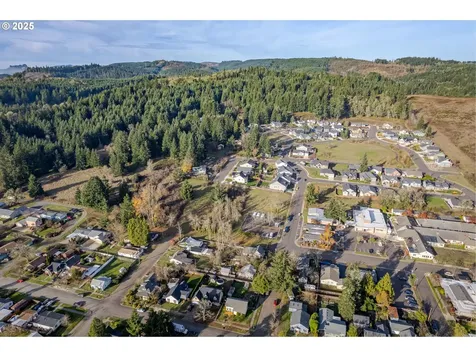 Holly Avenue - Lot 1 Cottage Grove OR 97424
