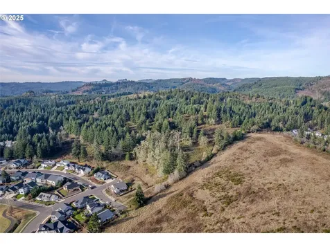 Holly Avenue - Lot 1 Cottage Grove OR 97424