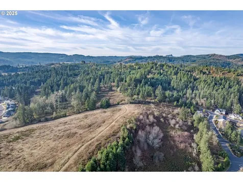 Holly Avenue - Lot 1 Cottage Grove OR 97424