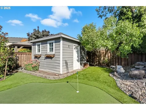 2132 N 3rd Street Washougal WA 98671