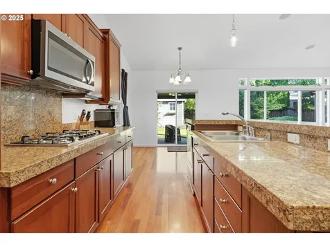 2132 N 3rd Street Washougal WA 98671