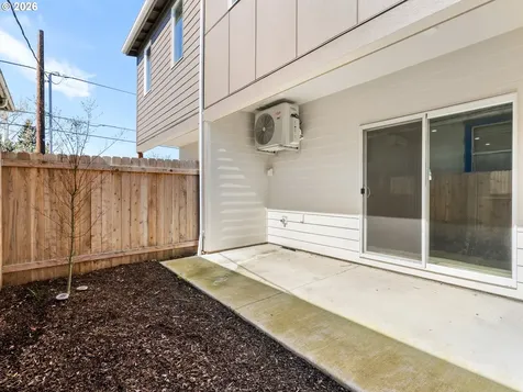 5862 N Missouri Avenue Portland OR 97217