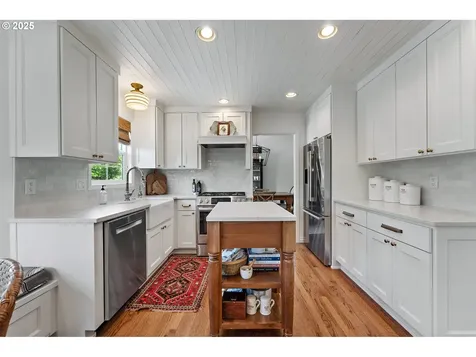 20525 Martin Court West Linn OR 97068