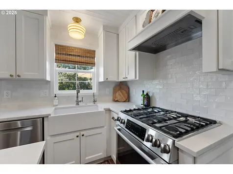 20525 Martin Court West Linn OR 97068