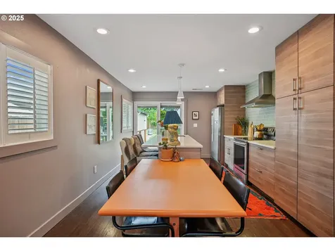 7913 SE Henderson Street Portland OR 97206