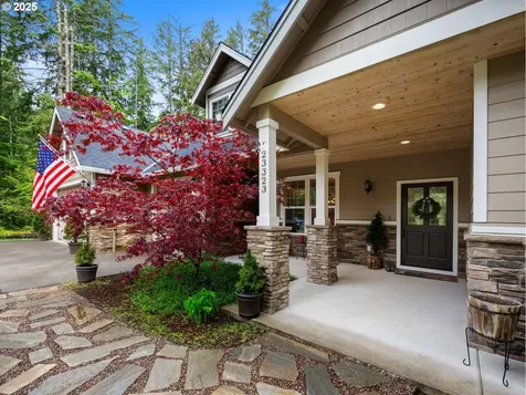 23323 E Wind Tree Loop Rhododendron OR 97049