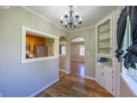 1755 NE Klamath Avenue Roseburg OR 97470