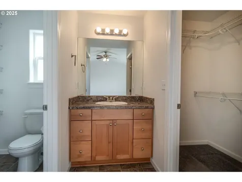 246 Palmdale Avenue Roseburg OR 97471