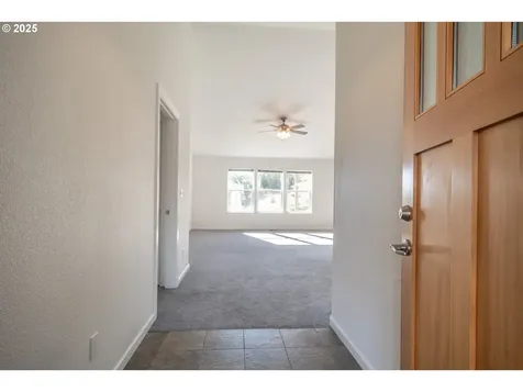 246 Palmdale Avenue Roseburg OR 97471