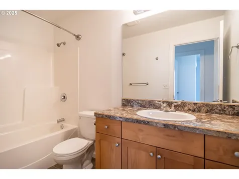 246 Palmdale Avenue Roseburg OR 97471