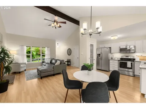 8332 SW Davies Court Portland OR 97223