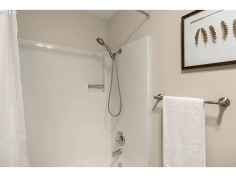 8332 SW Davies Court Portland OR 97223