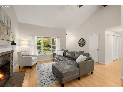 8332 SW Davies Court Portland OR 97223