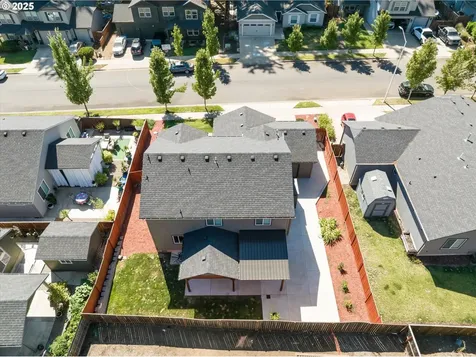 1051 S 54th Street Springfield OR 97478