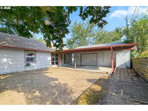 19748 NE Everett Lane Portland OR 97230