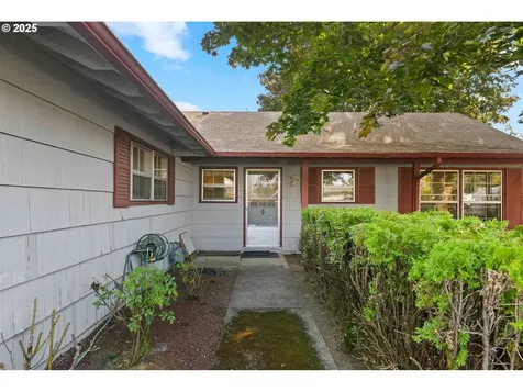 19748 NE Everett Lane Portland OR 97230