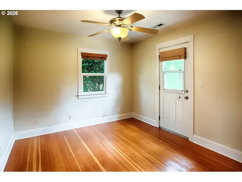 9242 SE Harrison Street Portland OR 97216