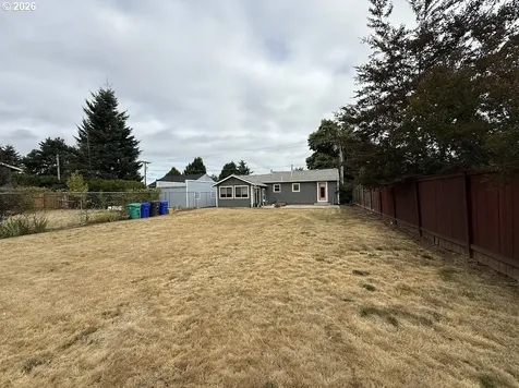 9242 SE Harrison Street Portland OR 97216