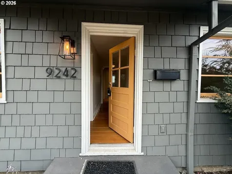 9242 SE Harrison Street Portland OR 97216