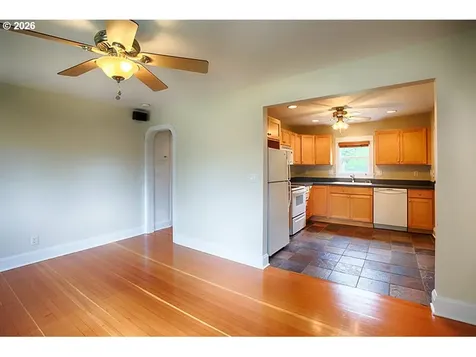 9242 SE Harrison Street Portland OR 97216