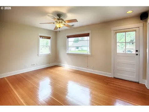 9242 SE Harrison Street Portland OR 97216