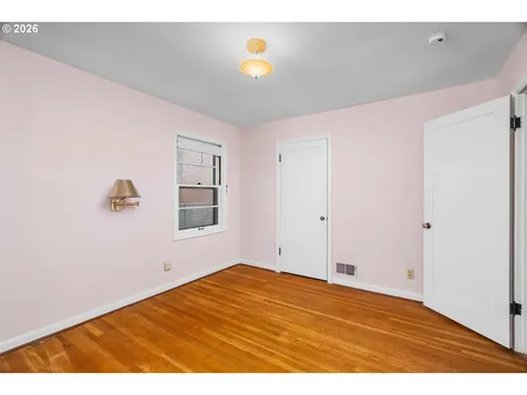 2115 SE 30th Avenue Portland OR 97214
