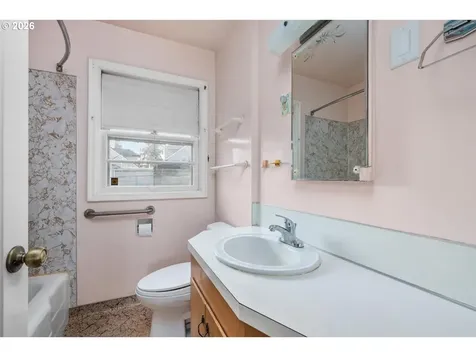 2115 SE 30th Avenue Portland OR 97214