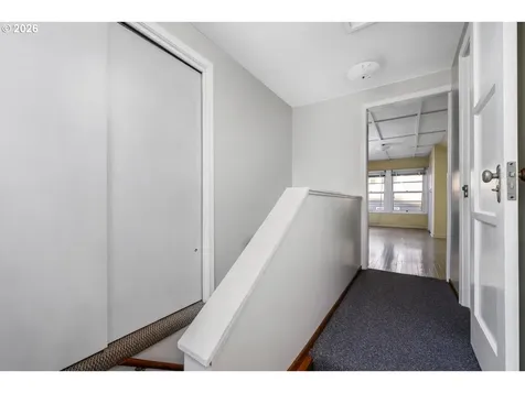 2115 SE 30th Avenue Portland OR 97214