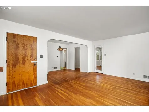 2115 SE 30th Avenue Portland OR 97214