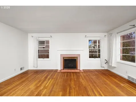 2115 SE 30th Avenue Portland OR 97214