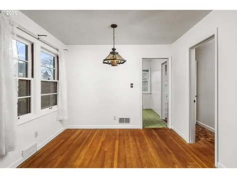 2115 SE 30th Avenue Portland OR 97214