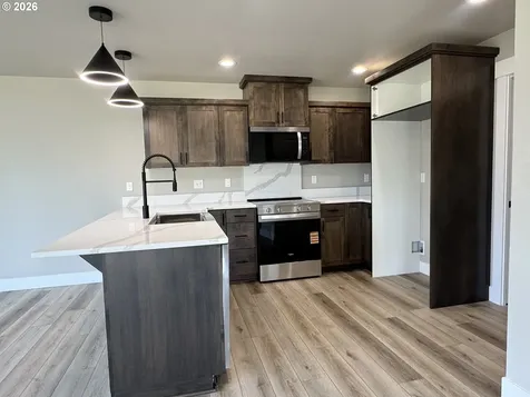 240 Miller Street Sutherlin OR 97479