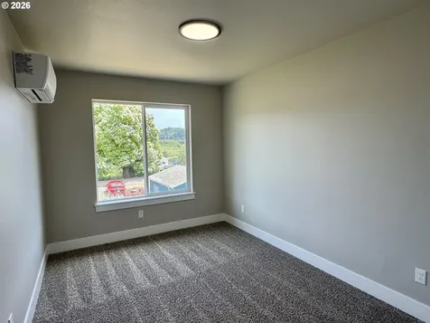240 Miller Street Sutherlin OR 97479