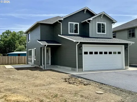 240 Miller Street Sutherlin OR 97479