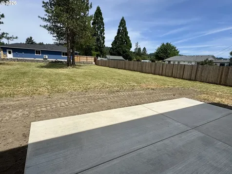 240 Miller Street Sutherlin OR 97479