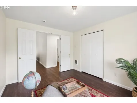 7137 NE Jessup Court Portland OR 97218